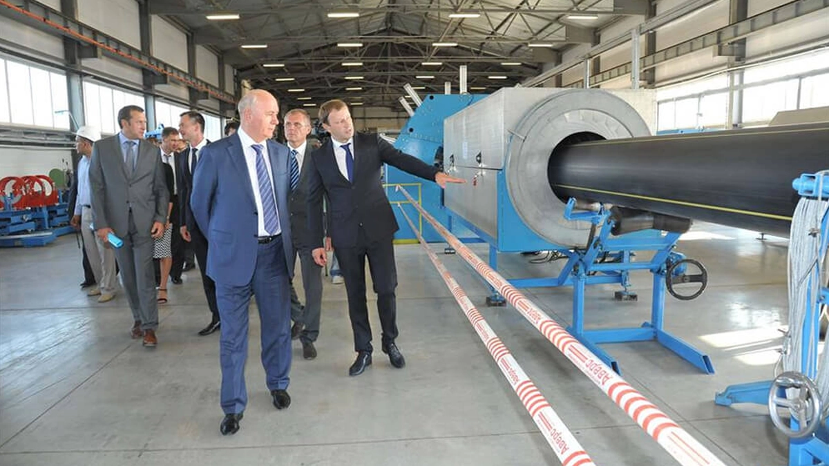 Посетите завод пластиковых труб JINQUAN